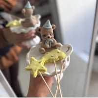 Декор на тортик 