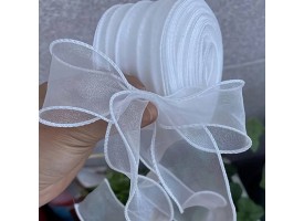 Стрічка органза, ширина стрічки - 4 см. Стрічка органза, ширина стрічки - 4 см.