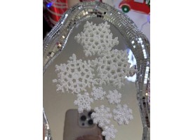 Сніжинки з мастики 