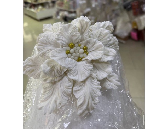 Квітка з мастики