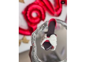 Туфелька з мастики 