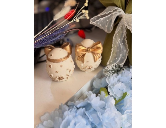 Шоколадне яйце з бантом, 8см.