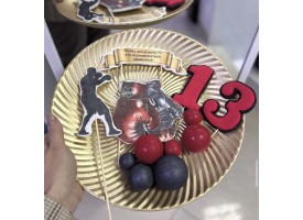 Набір на тортик в стилі "бокс" Набір на тортик в стилі "бокс"