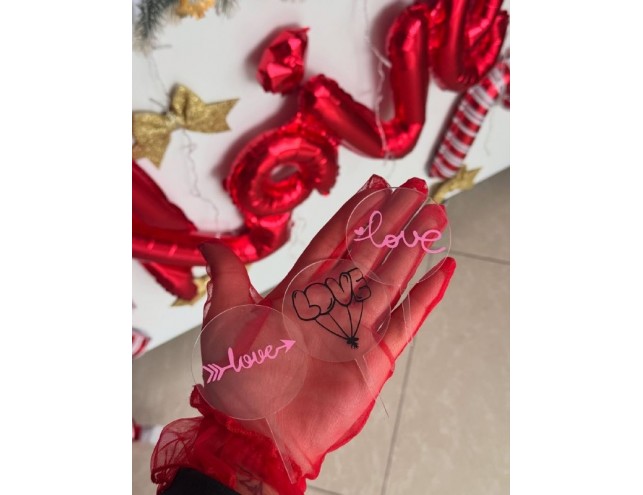 Акриловий топпер "Love", 6см.