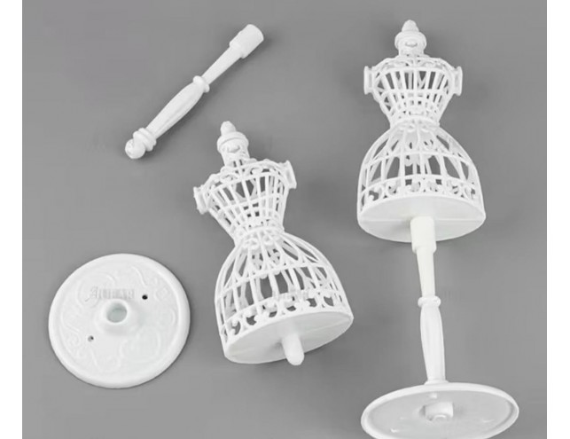 Декор на тортик "манекен"