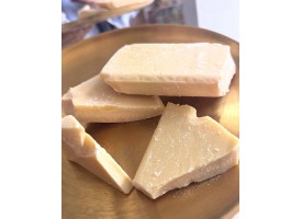 Какао масло в моноліті, натуральне, недезодороване Какао масло в моноліті, натуральне, недезодороване