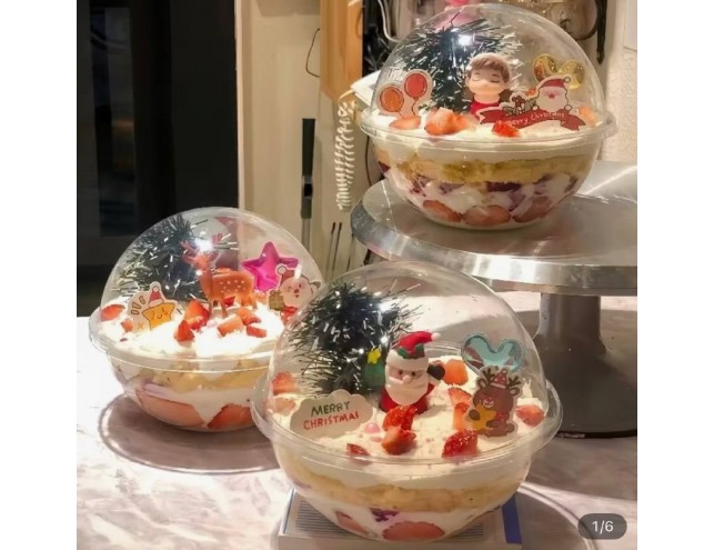 Упаковка для десертів , бенто