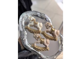 Коник шоколадний Коник шоколадний