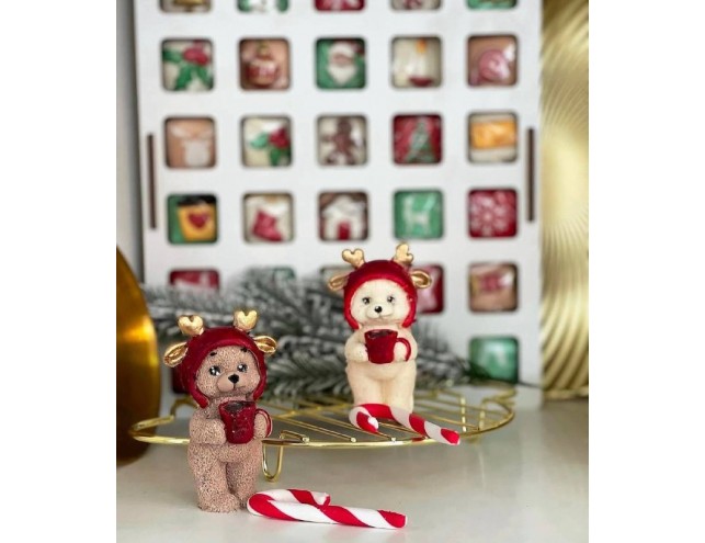 Фігурка "ведмедик в оленячій шапці"