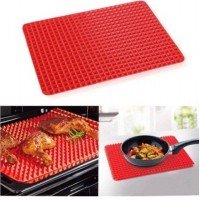 Силіконовий килимок для запікання м"ясних страв без жиру