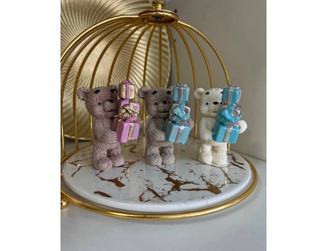 Ведмежа з подарунками 