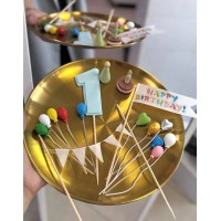 Декор на тортик 