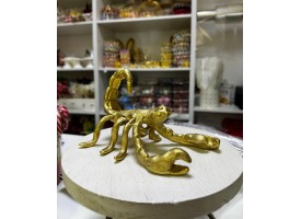 Скорпіон з мастики Скорпіон з мастики