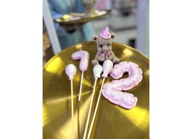 Шоколадний ведмедик, повітряні кулі і дута свічка "циферка 1" Шоколадний ведмедик, повітряні кулі і дута свічка "циферка 1"