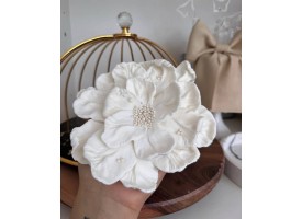 Квітка з мастики 