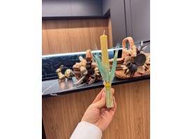 Свічка ручної роботи