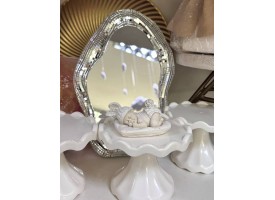 Малюк на подушці Малюк на подушці