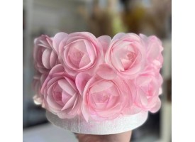 Готовий корпус на тортик з трояндами 