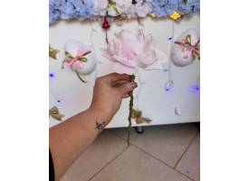 Квітка вафельна на стеблі