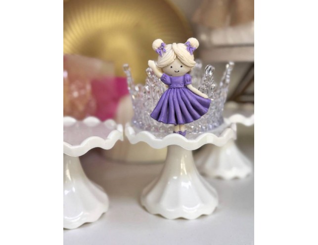 Шоколадний декор "дівчинка що тримає кулі"