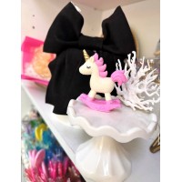 Шоколадна фігурка "єдиноріг"