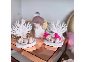 Малюк на подушці Малюк на подушці