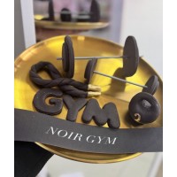 Декор на тортик в стилі "День народження спортивного залу" Декор на тортик в стилі "День народження спортивного залу"