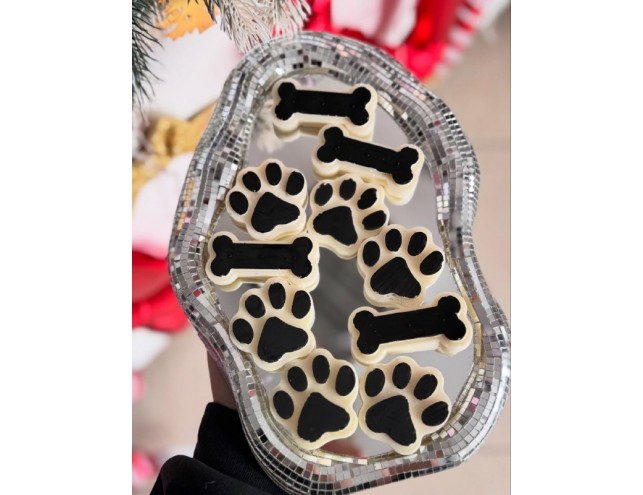 Шоколадний набір "3 лапки та 1 кісточка"